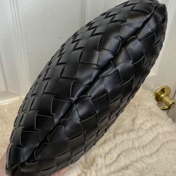 URBAN EXPRESSIONS WOVEN KNOT HOBO VEGAN PURSE HANDBAG - Picture 6 of 16